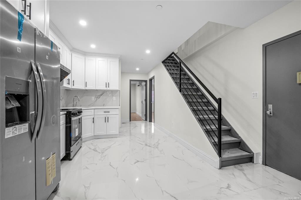 Single Family 32nd  Queens, NY 11354, MLS-837767-8