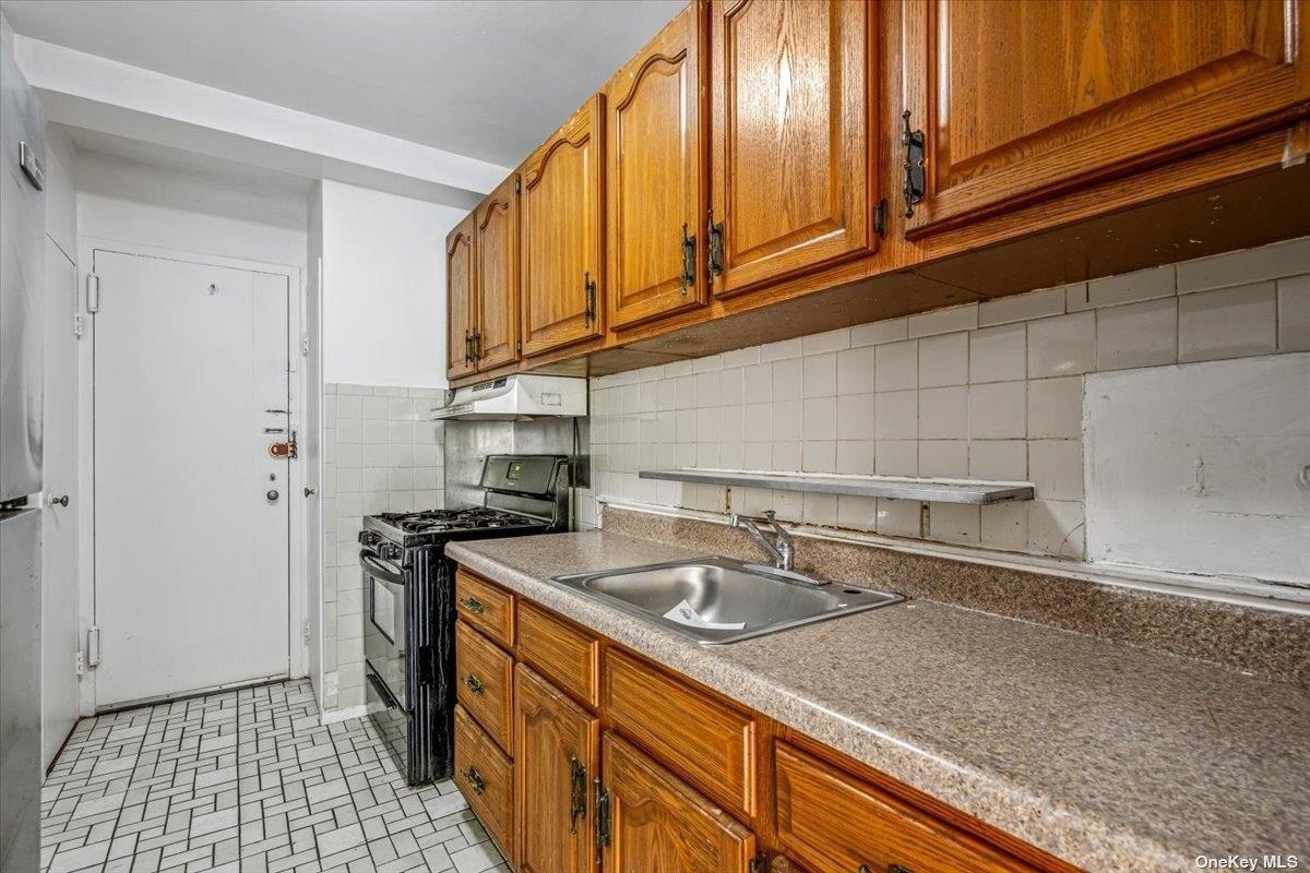 Coop Fordham Hill Ova  Bronx, NY 10468, MLS-837771-4