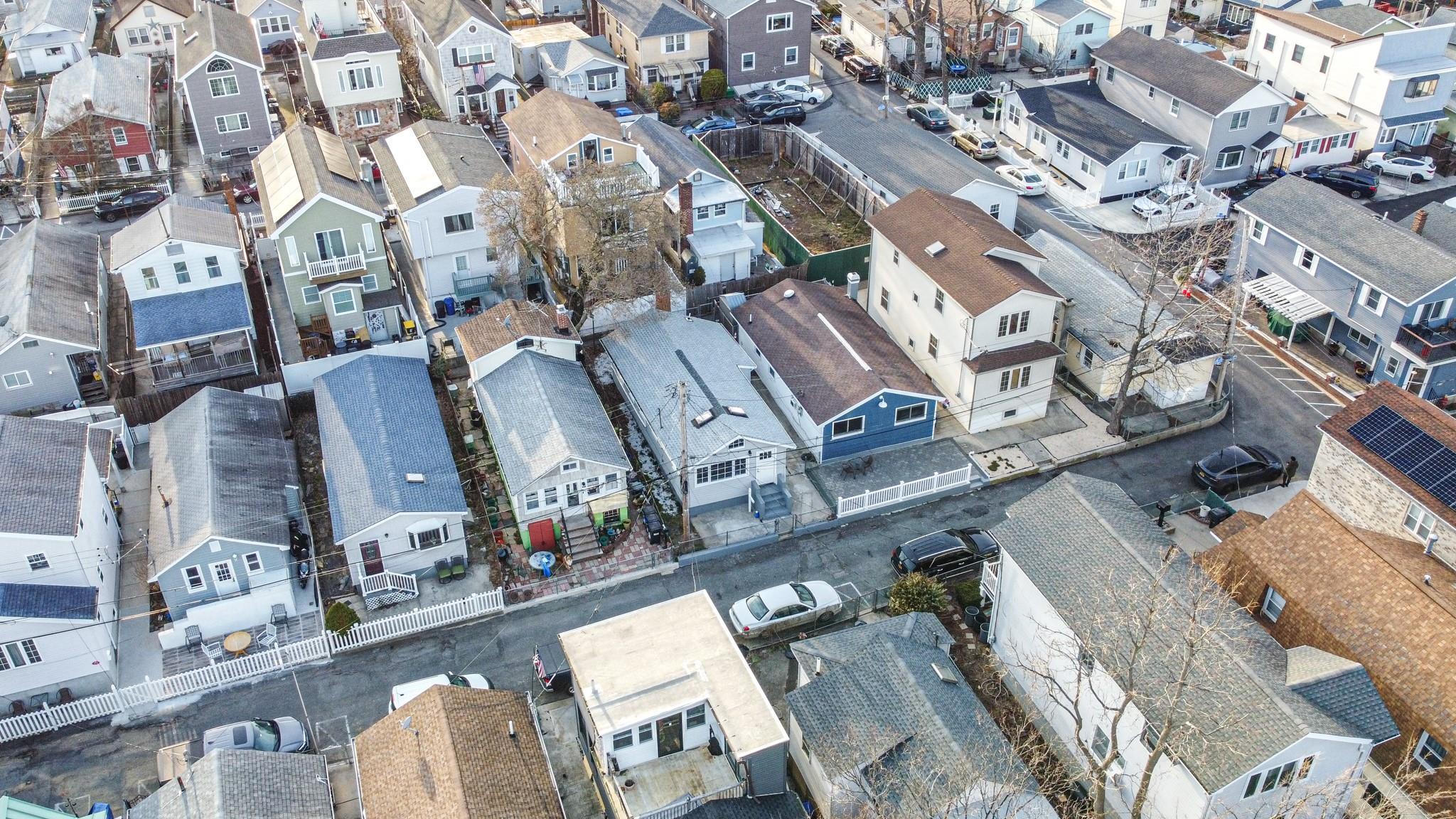 Coop Edgewater  Bronx, NY 10465, MLS-837772-23