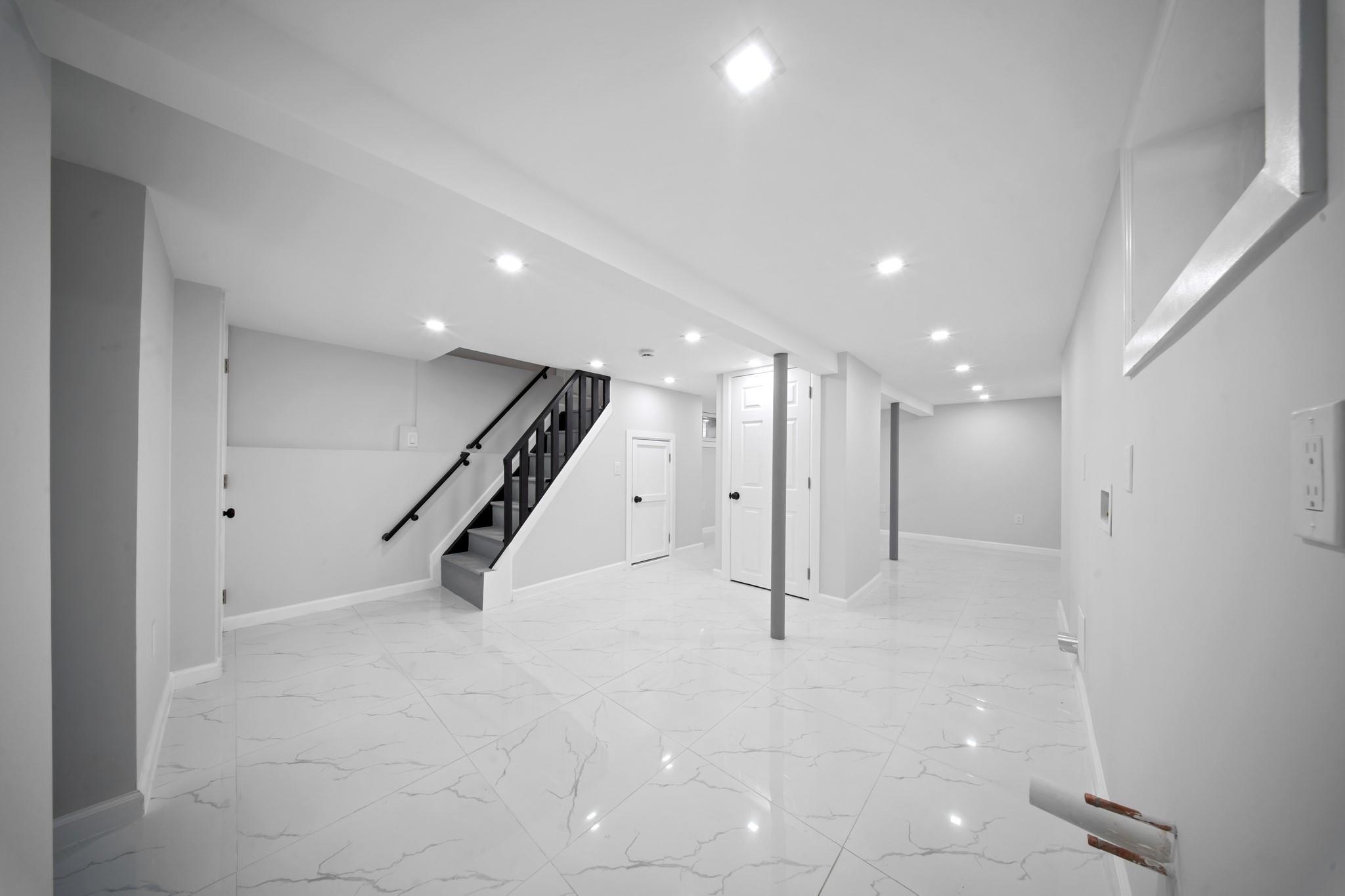 Single Family Grayson  Queens, NY 11413, MLS-837803-11