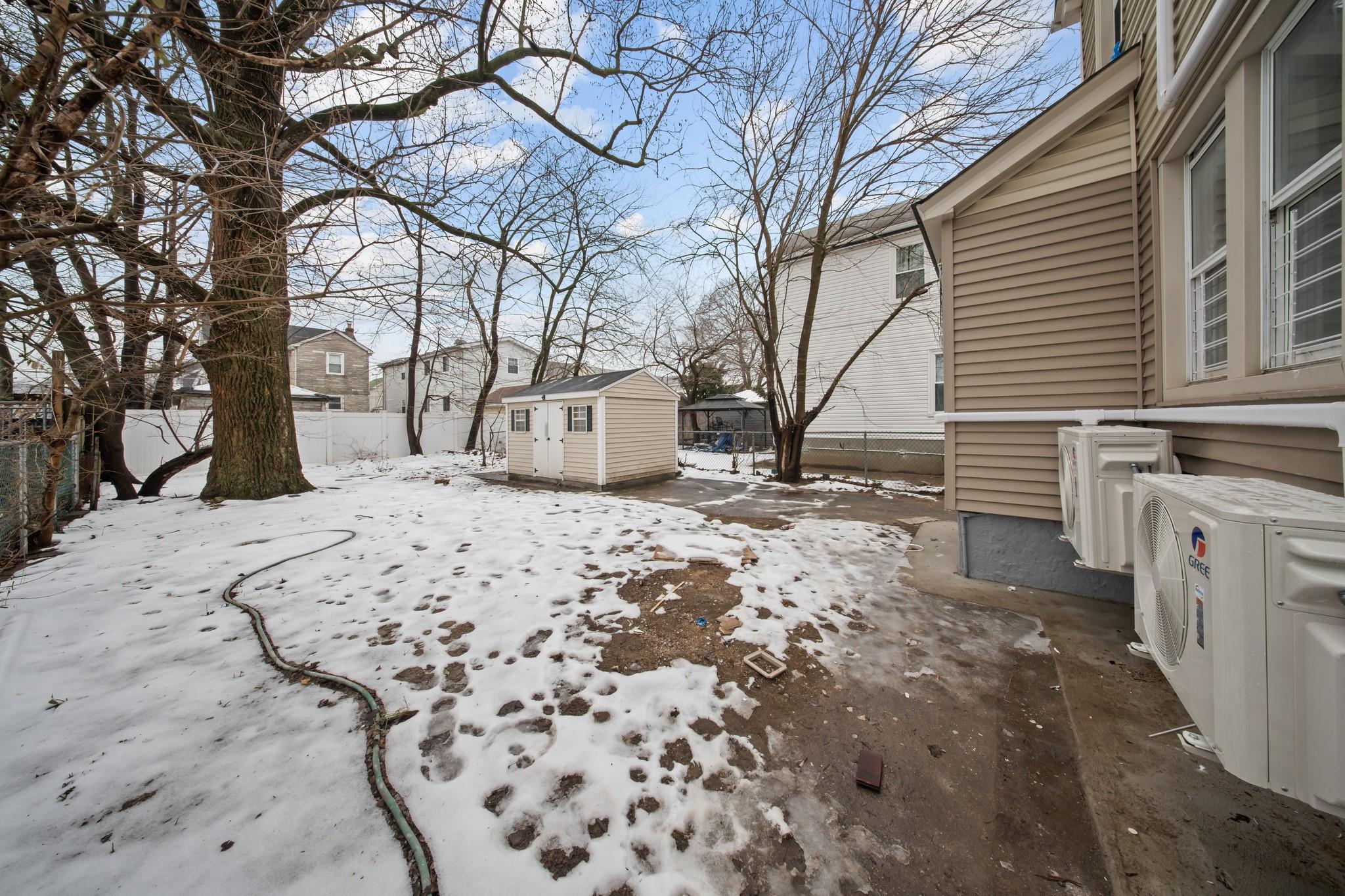 Single Family Grayson  Queens, NY 11413, MLS-837803-15