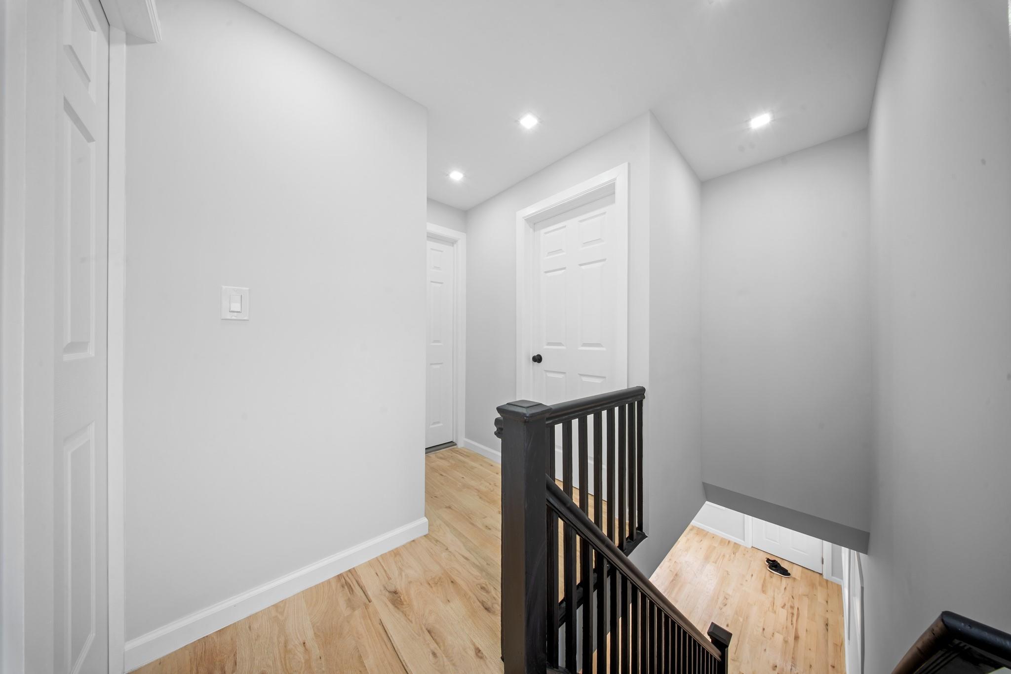 Single Family Grayson  Queens, NY 11413, MLS-837803-7