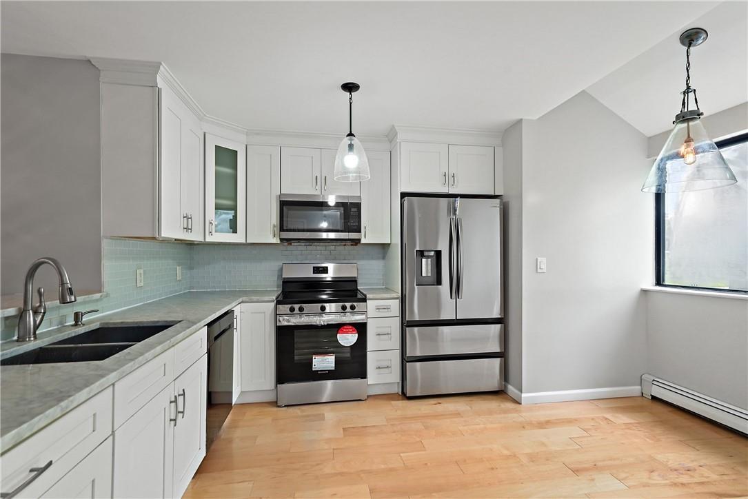 Single Family Round Hill  Westchester County, NY 10522, MLS-837809-2