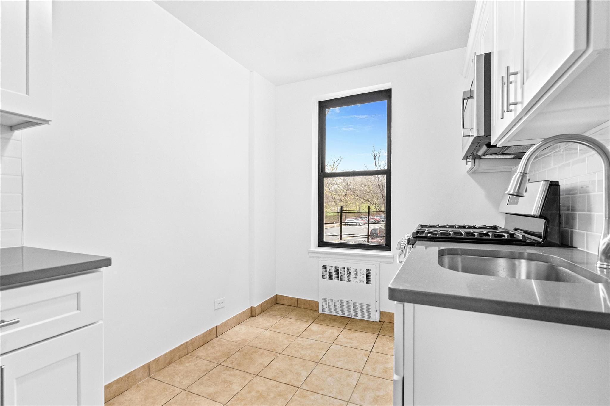 Coop Bronx  Bronx, NY 10467, MLS-837834-12