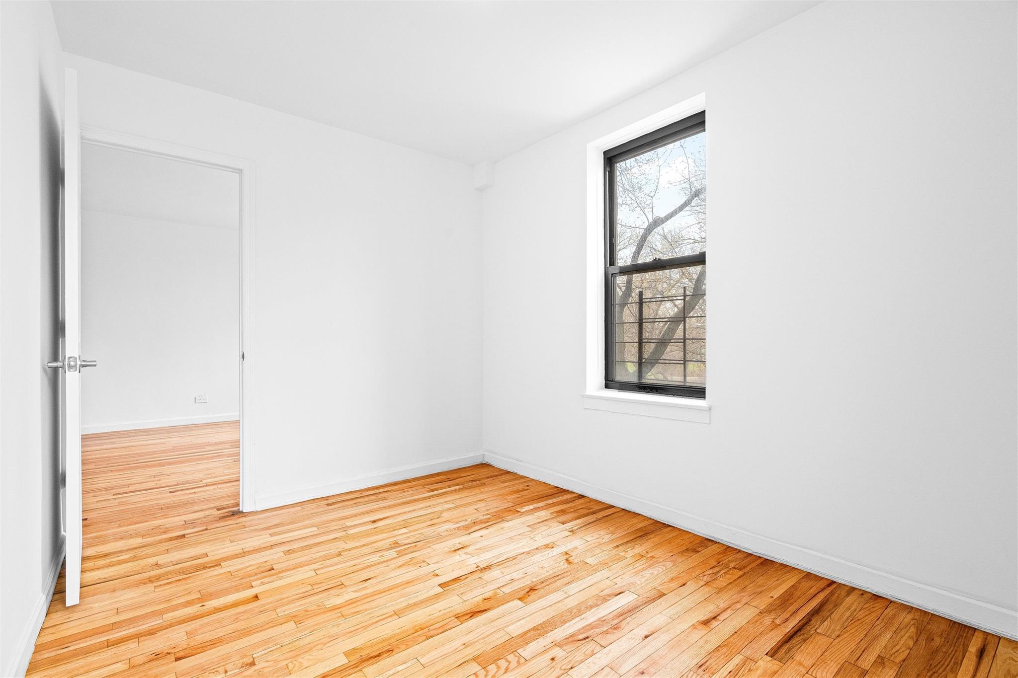 Coop Bronx  Bronx, NY 10467, MLS-837834-30