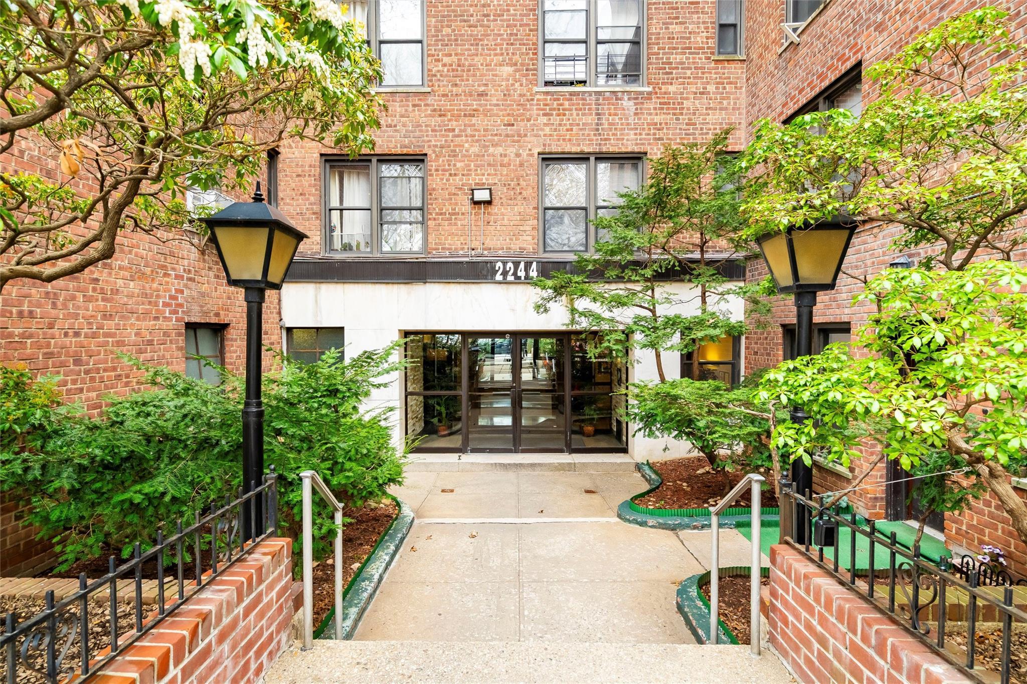 Coop Bronx  Bronx, NY 10467, MLS-837834-5