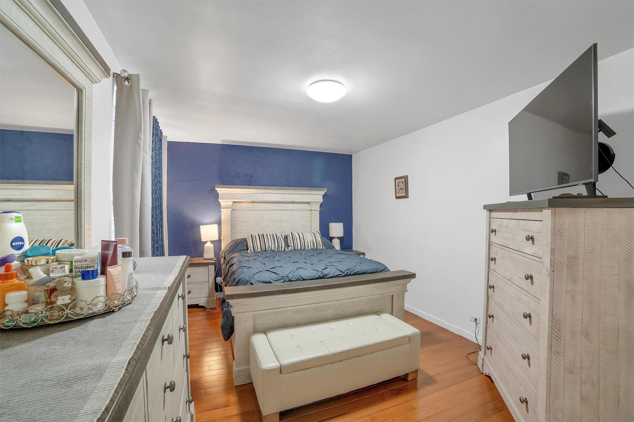 Coop Olinville  Bronx, NY 10467, MLS-837837-15