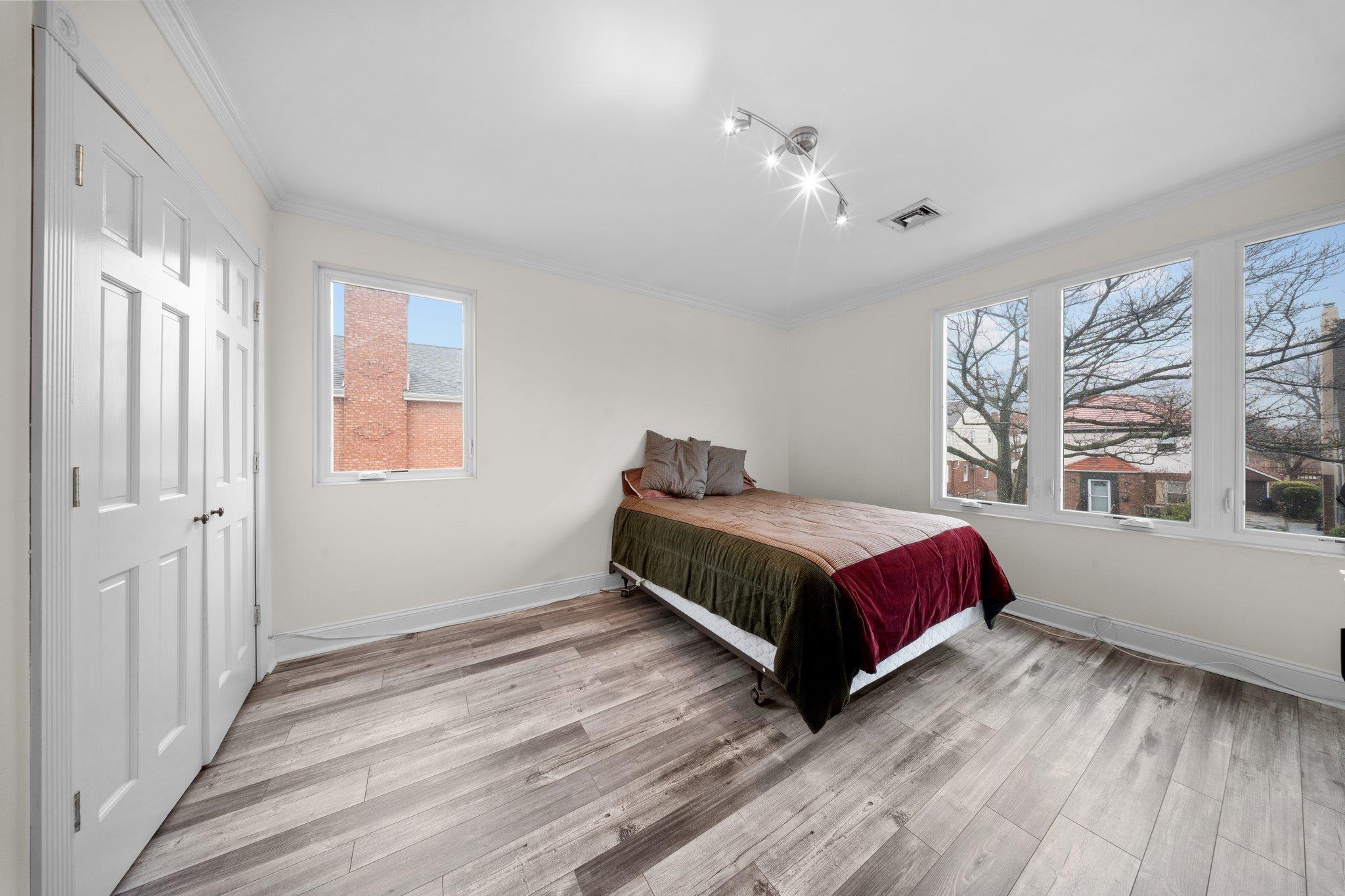 Single Family 211th  Queens, NY 11427, MLS-837854-17