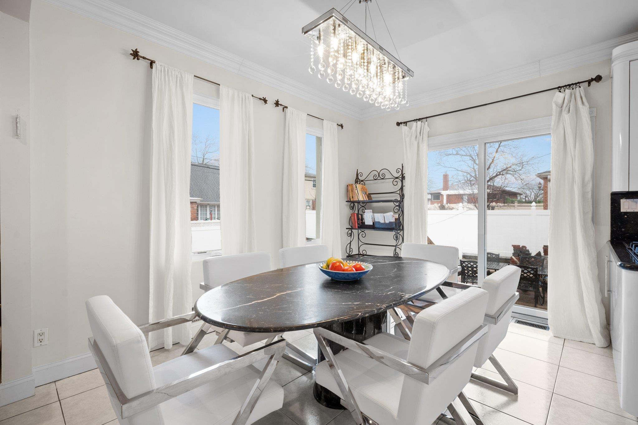 Single Family 211th  Queens, NY 11427, MLS-837854-7