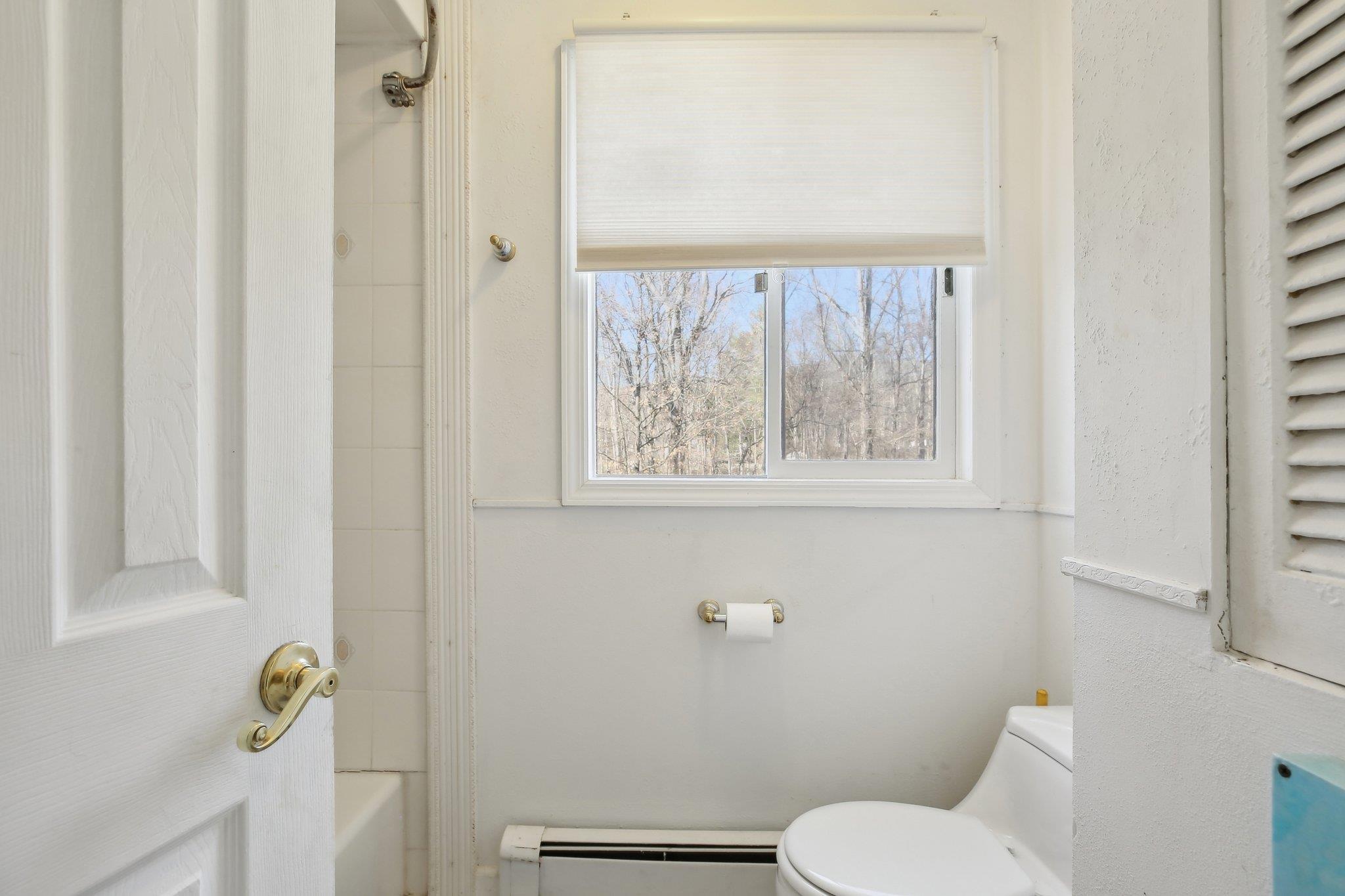 Single Family Rainbow  Rockland County, NY 10956, MLS-837863-22