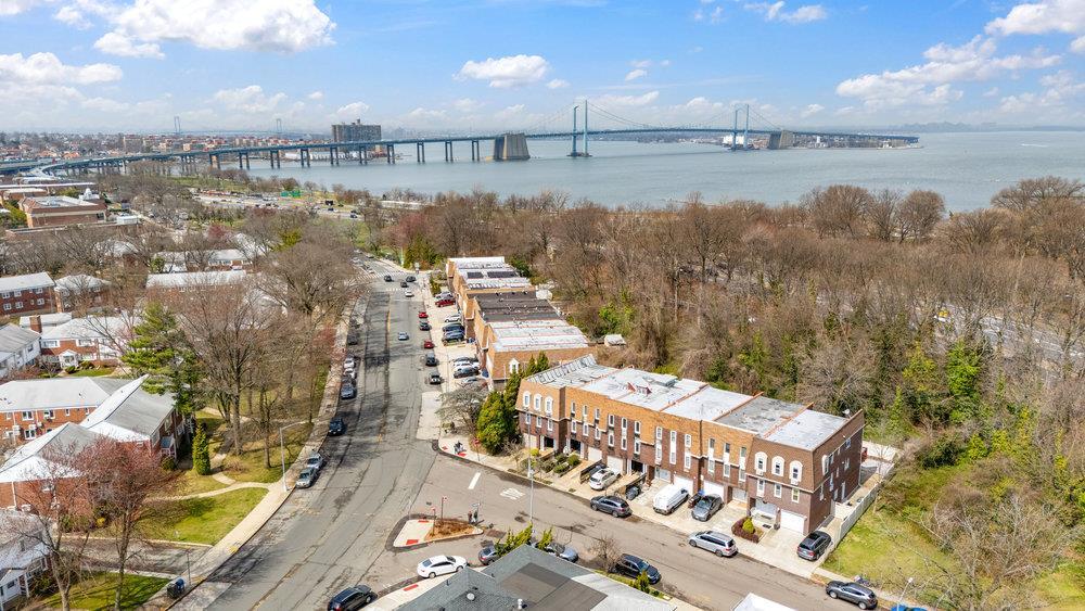 Single Family Waters Edge Drive  Queens, NY 11360, MLS-837872-2