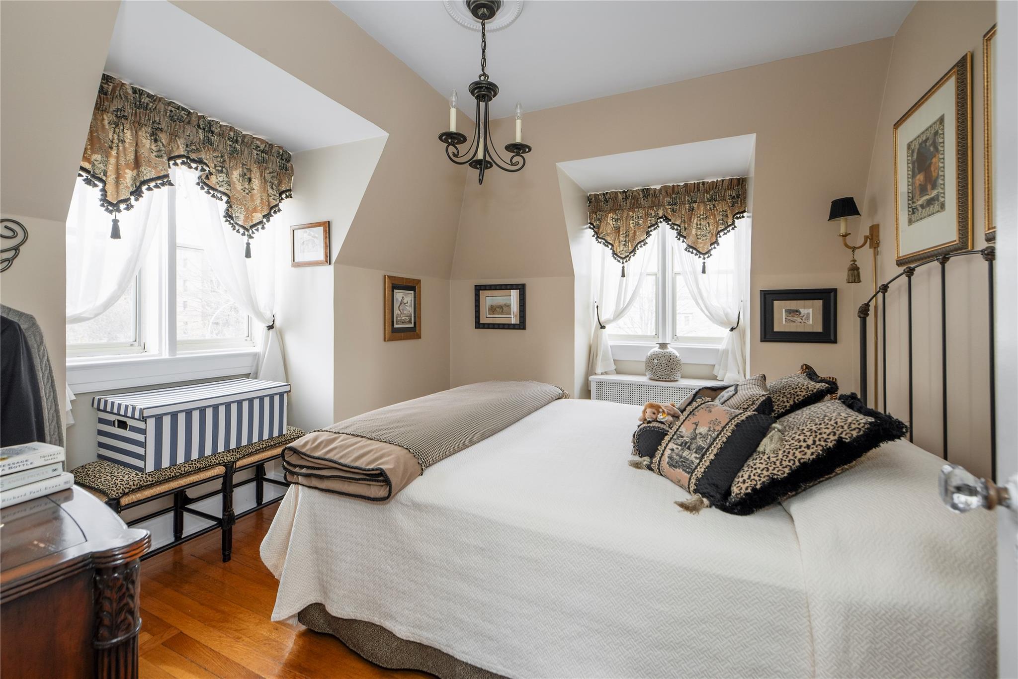 Single Family 87th Queens, NY 11372, MLS-837886-12