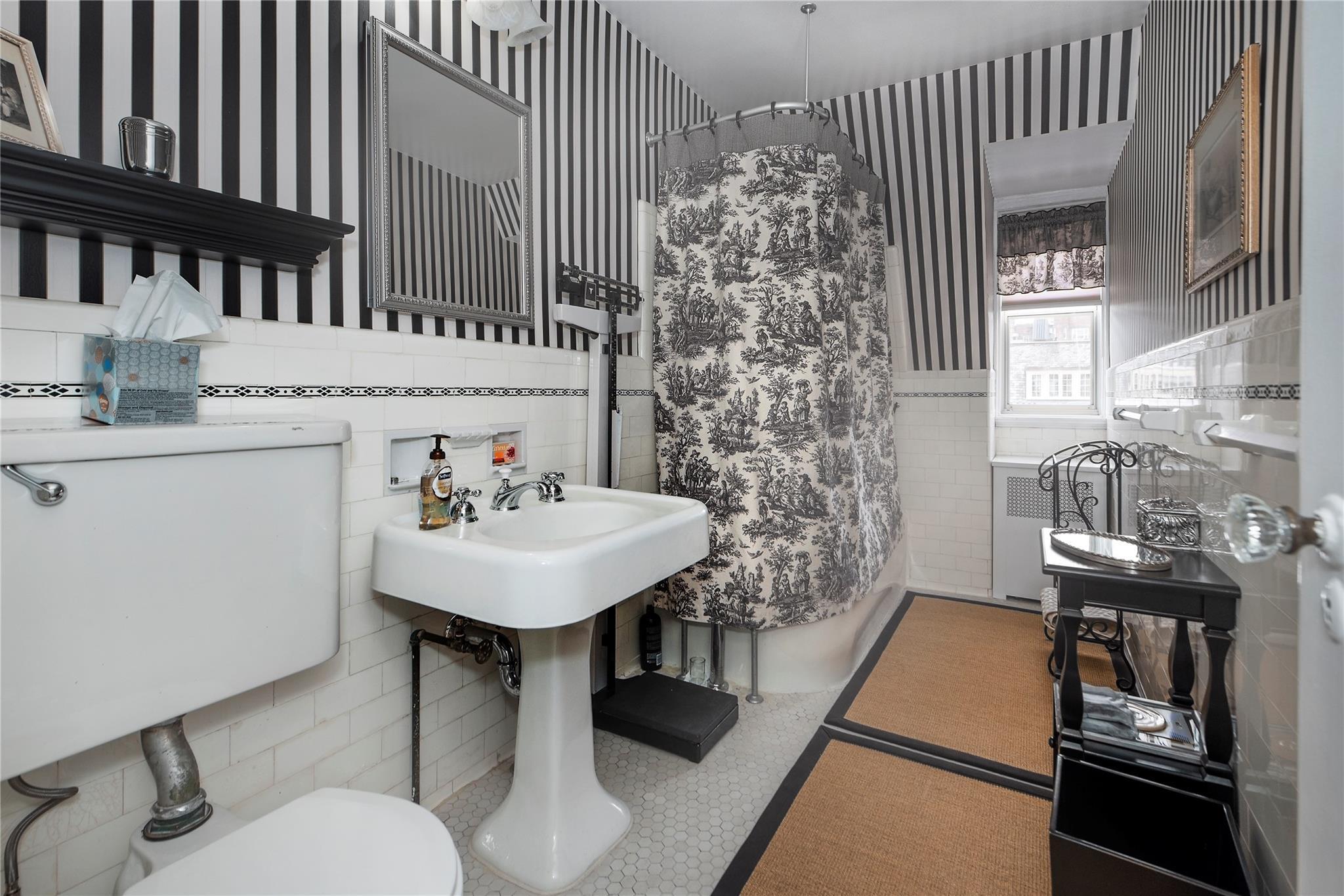 Single Family 87th Queens, NY 11372, MLS-837886-14