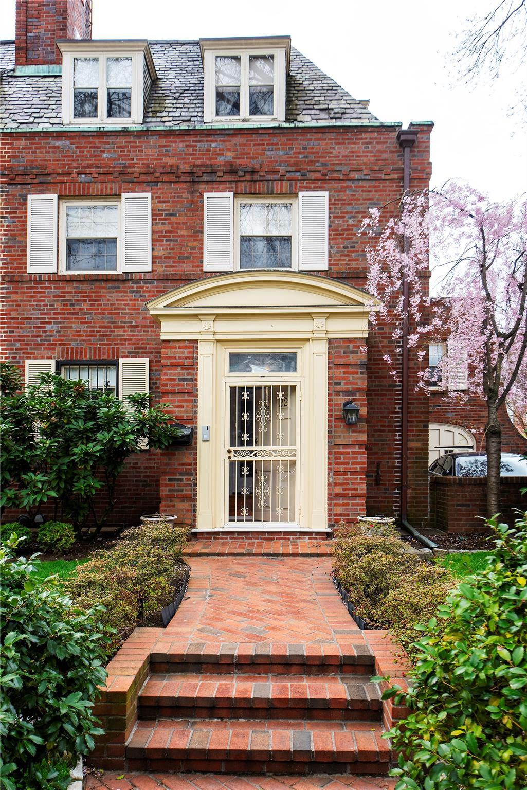 Single Family 87th  Queens, NY 11372, MLS-837886-21