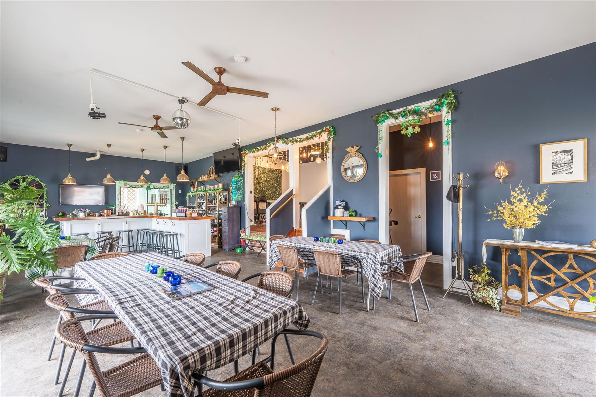 Single Family Main Rd Suffolk County, NY 11952, MLS-837910-21