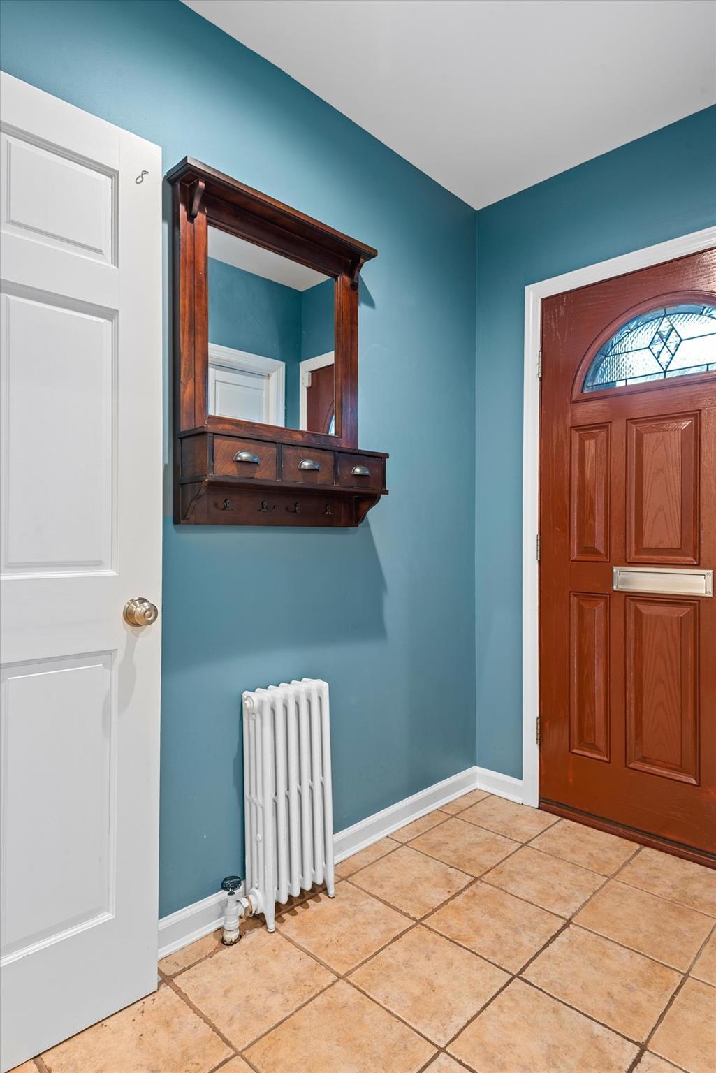 Single Family Aubrey  Queens, NY 11385, MLS-837919-17