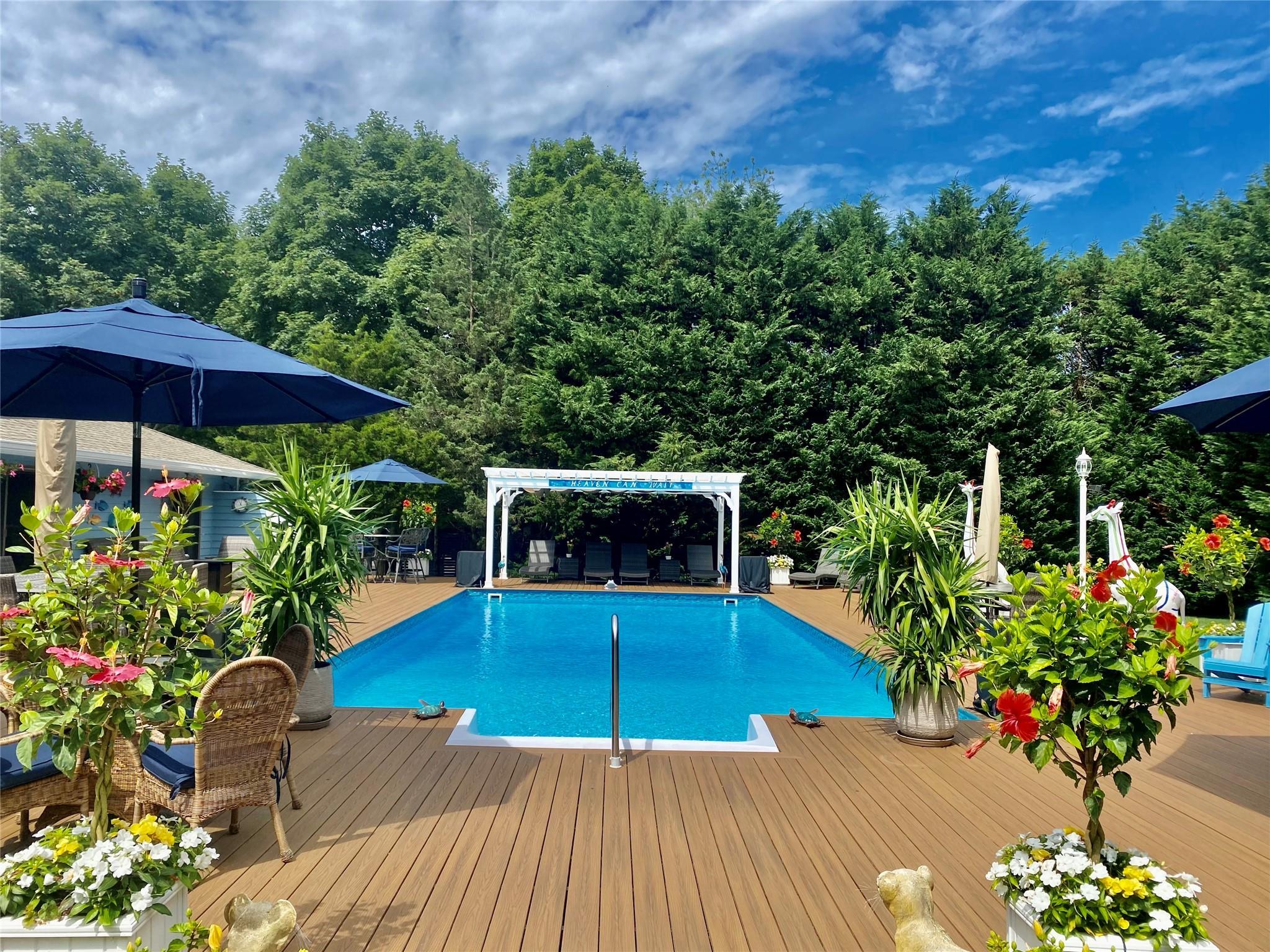 Single Family Country  Suffolk County, NY 11977, MLS-837927-29