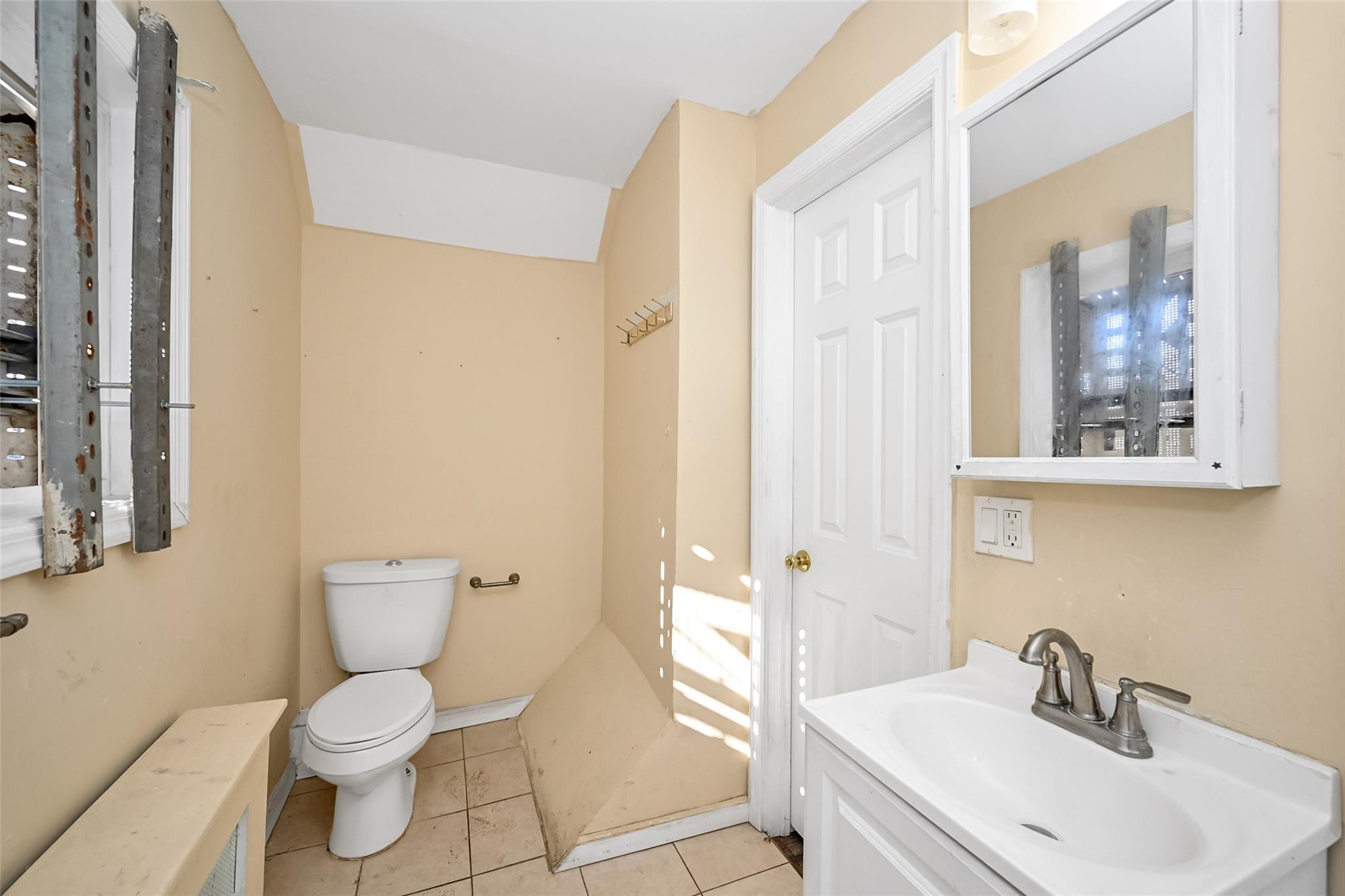 Single Family Park  Nassau County, NY 11575, MLS-837929-15