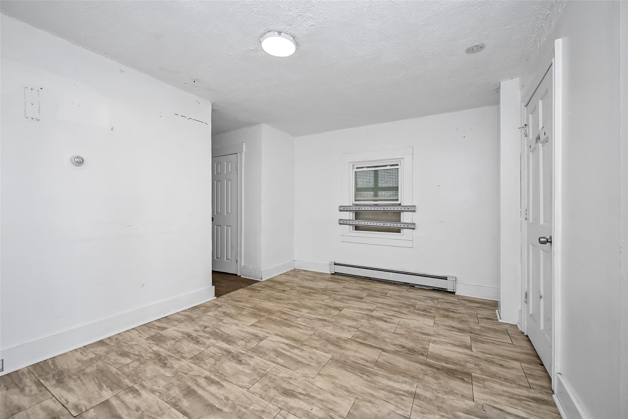Single Family Park  Nassau County, NY 11575, MLS-837929-3
