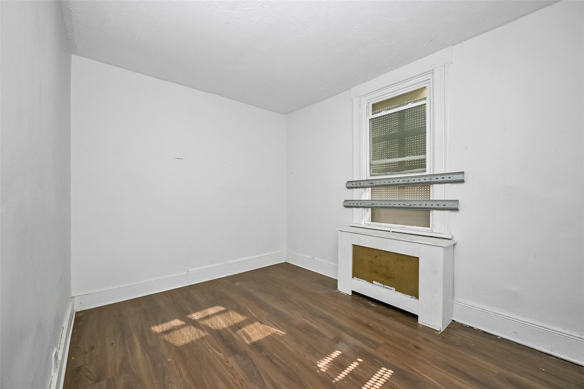Single Family Park  Nassau County, NY 11575, MLS-837929-6