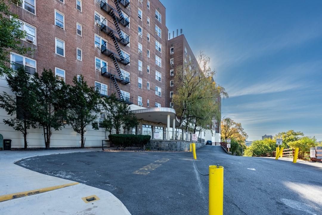 Coop Kingsbridge  Bronx, NY 10463, MLS-837930-20