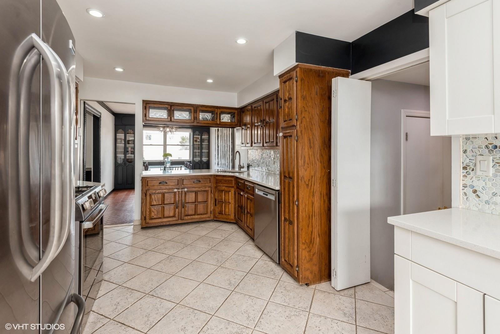 Single Family Wilson  Nassau County, NY 11581, MLS-837955-10