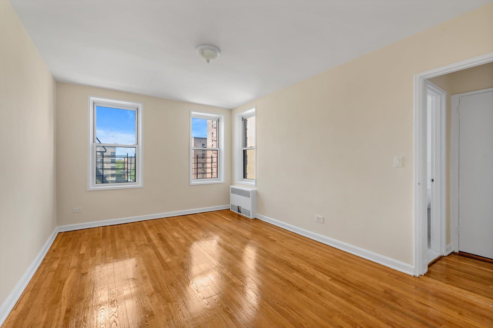 Coop Holland  Bronx, NY 10462, MLS-837989-10
