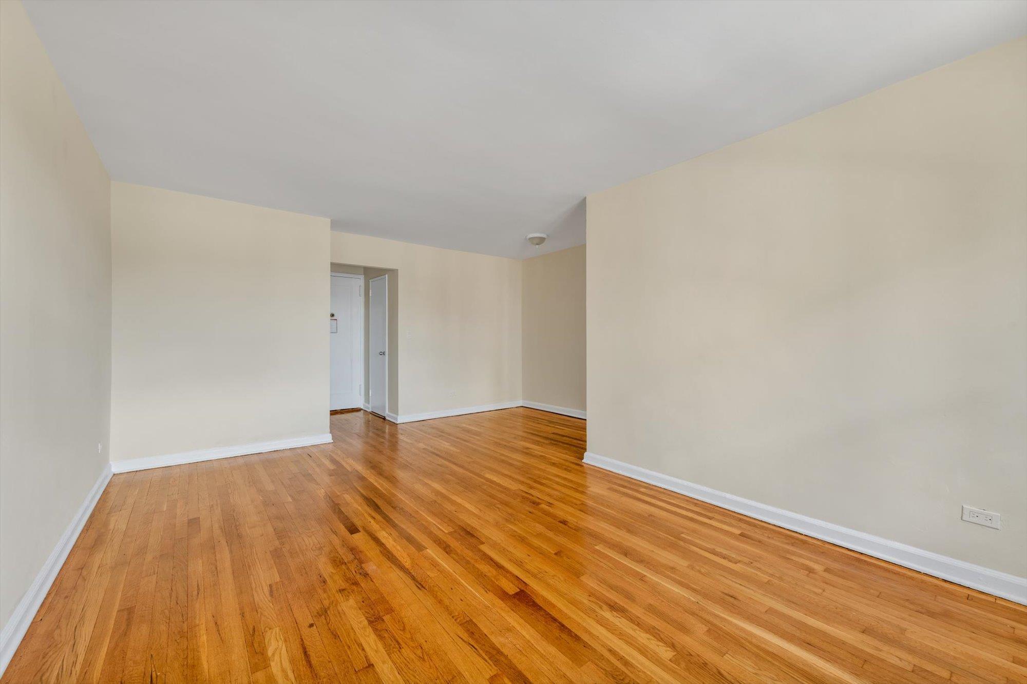 Coop Holland  Bronx, NY 10462, MLS-837989-4