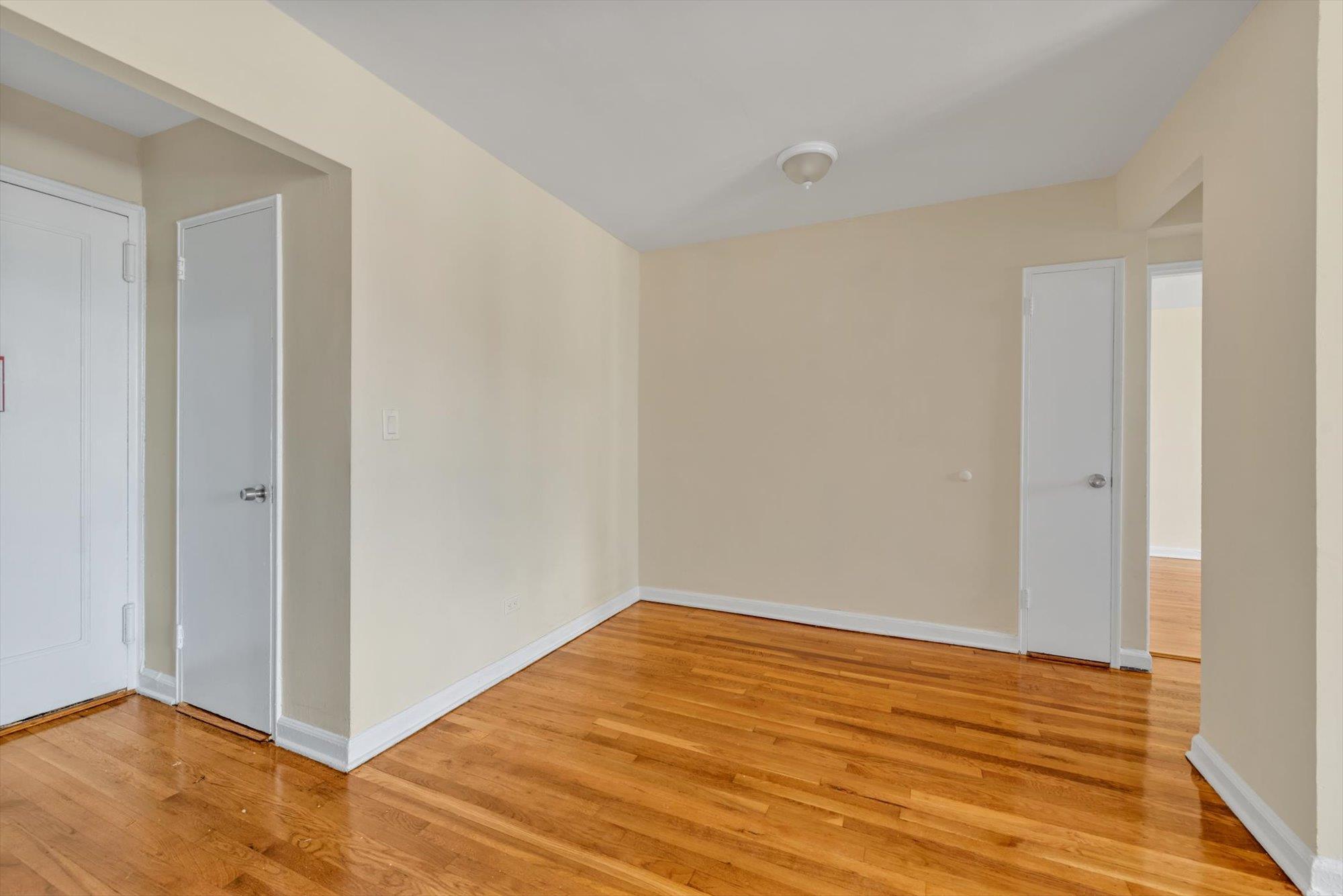 Coop Holland  Bronx, NY 10462, MLS-837989-5