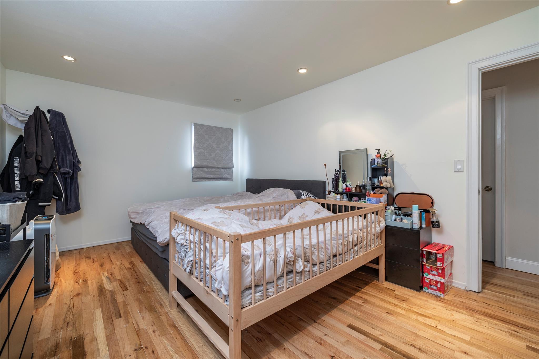 Single Family Bowman  Suffolk County, NY 11754, MLS-838004-11