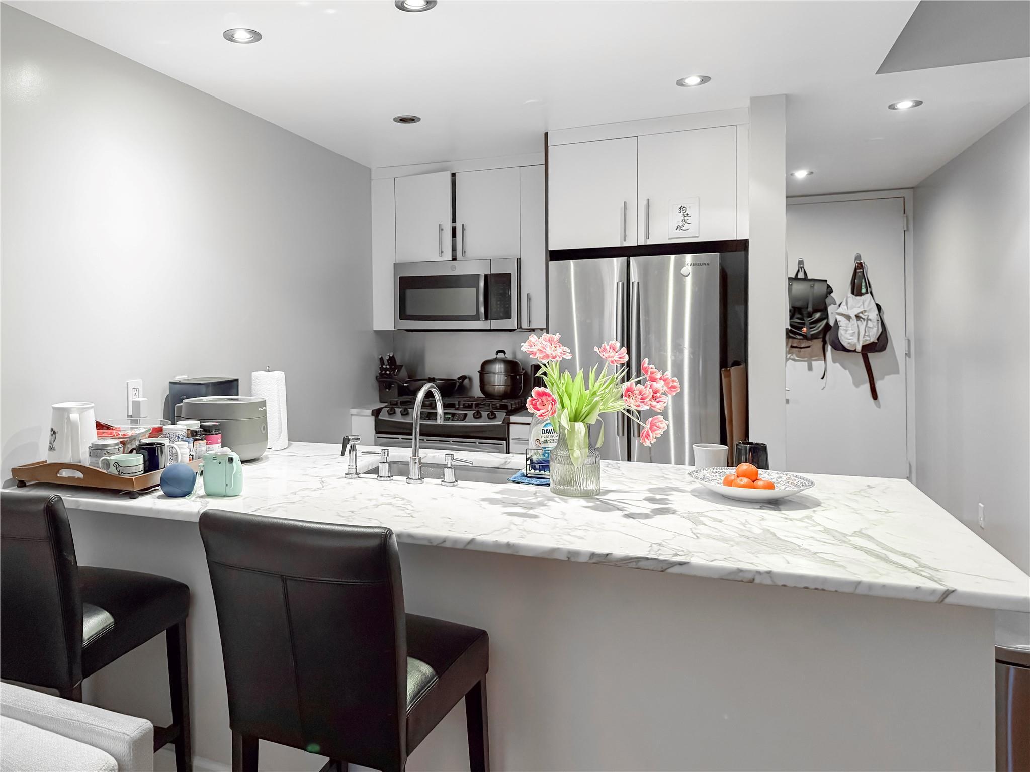 Apartment West 53  Manhattan, NY 10019, MLS-838044-5