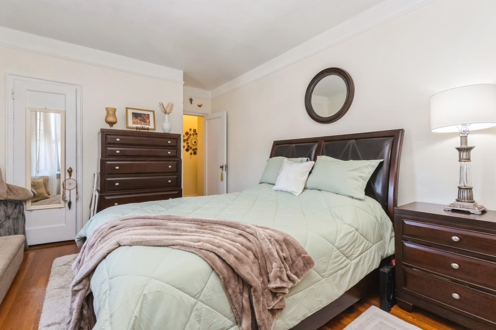 Coop Bruckner  Bronx, NY 10461, MLS-838058-11