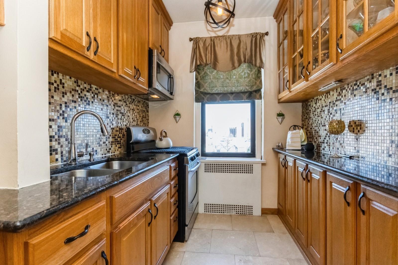 Coop Bruckner  Bronx, NY 10461, MLS-838058-8