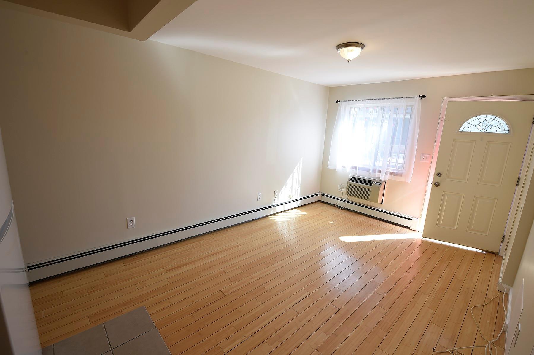 Apartment Beach Channel  Queens, NY 11693, MLS-838061-5