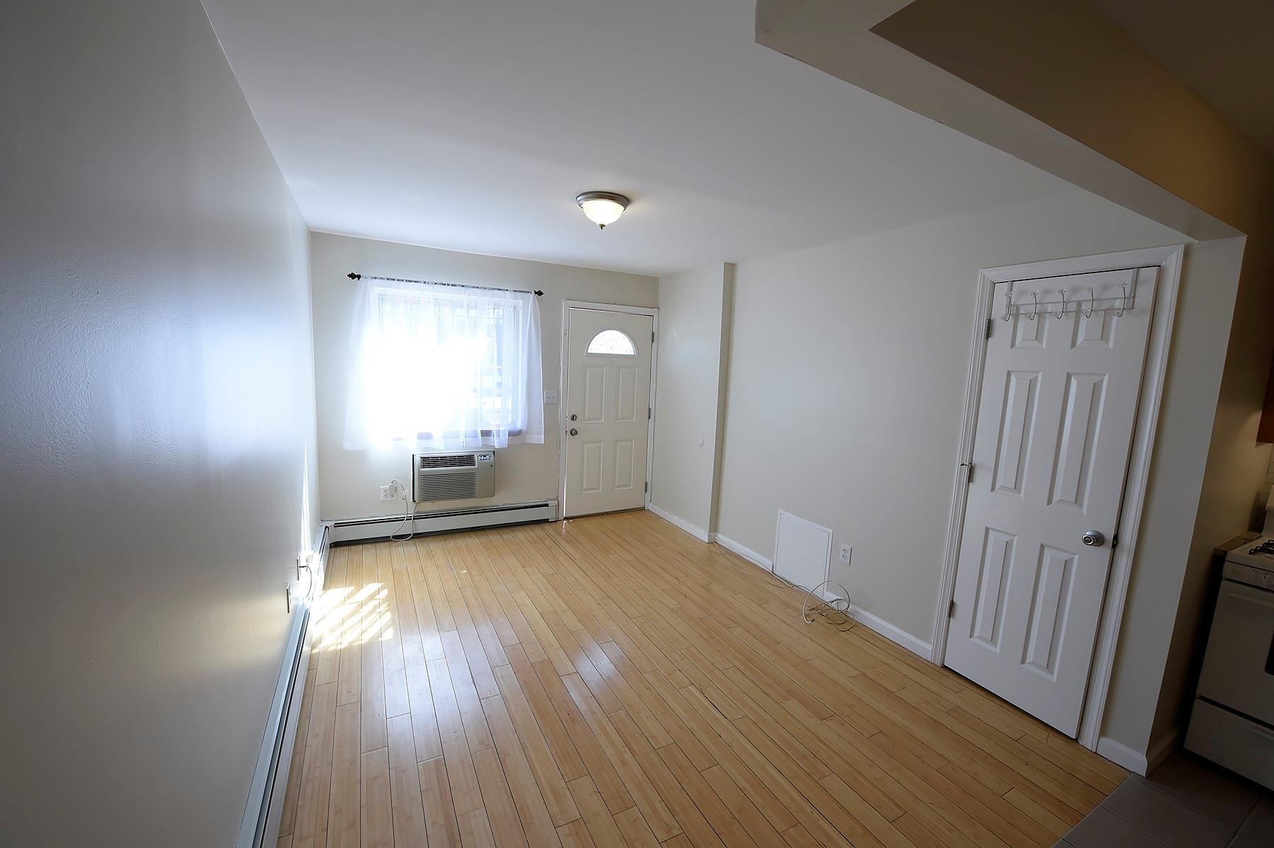 Apartment Beach Channel  Queens, NY 11693, MLS-838061-6