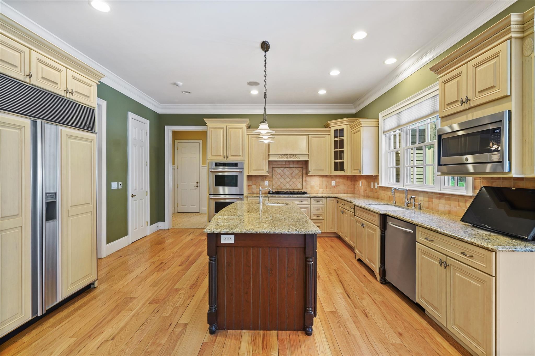 Single Family Upper Shad  Westchester County, NY 10576, MLS-838069-10