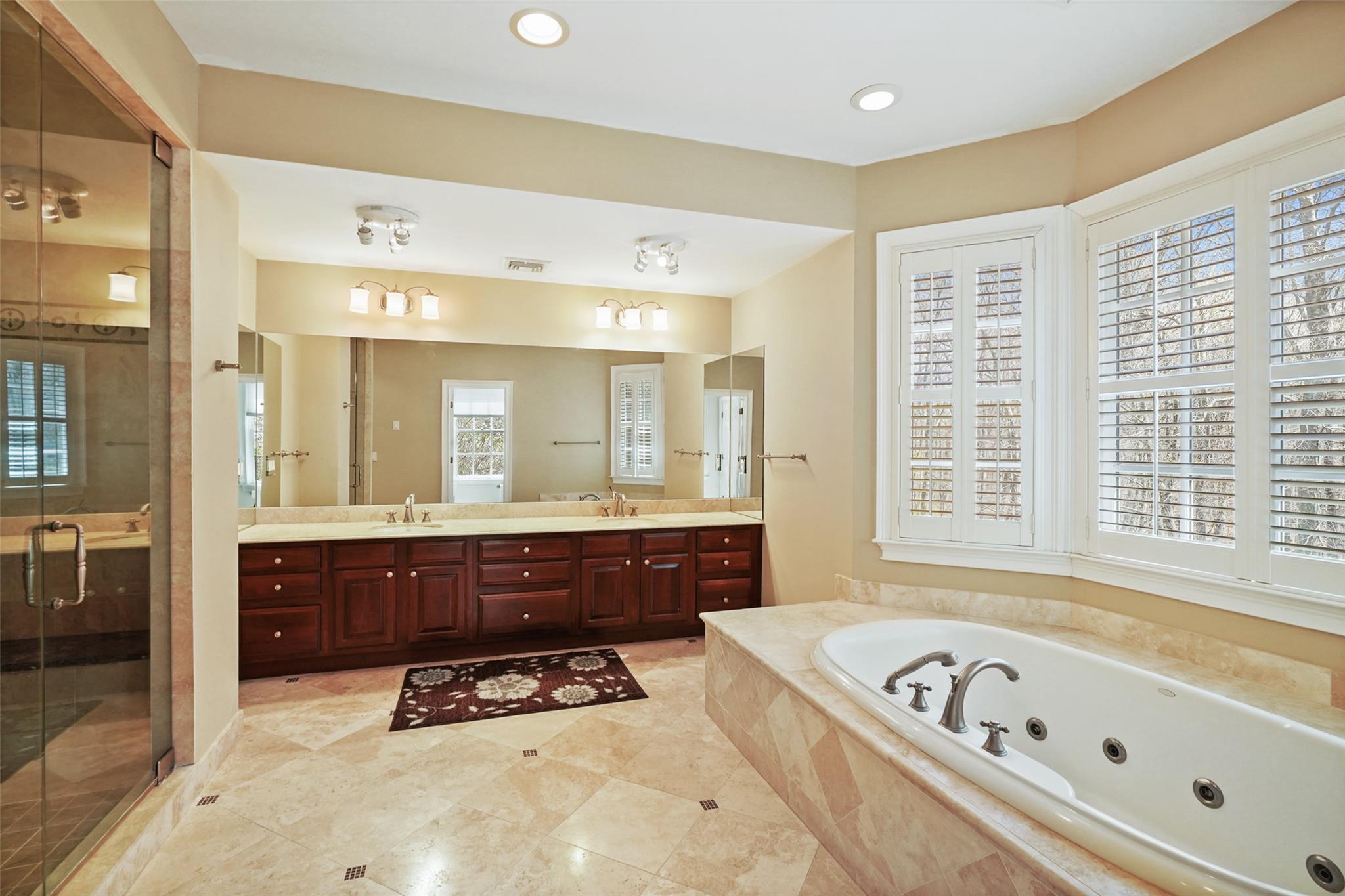 Single Family Upper Shad  Westchester County, NY 10576, MLS-838069-20