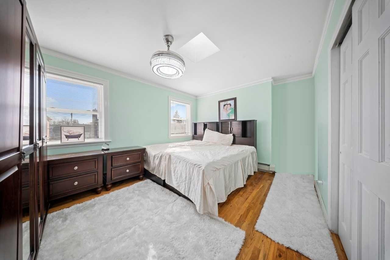Single Family Langdale  Queens, NY 11040, MLS-838076-17