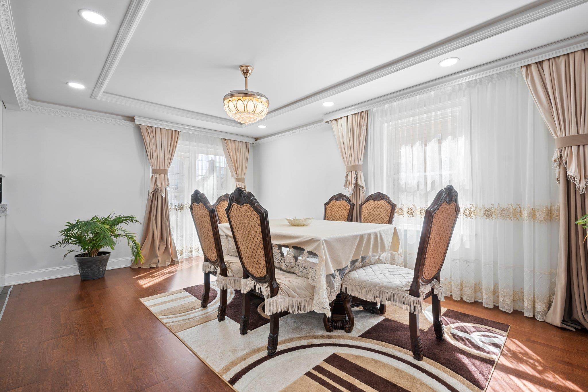 Single Family Langdale  Queens, NY 11040, MLS-838076-4