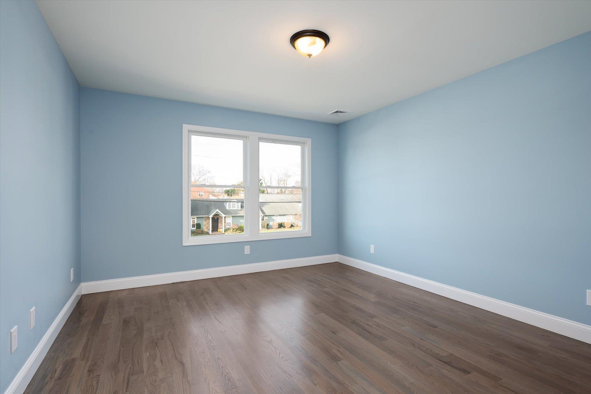 Single Family 36th  Suffolk County, NY 11798, MLS-838078-13