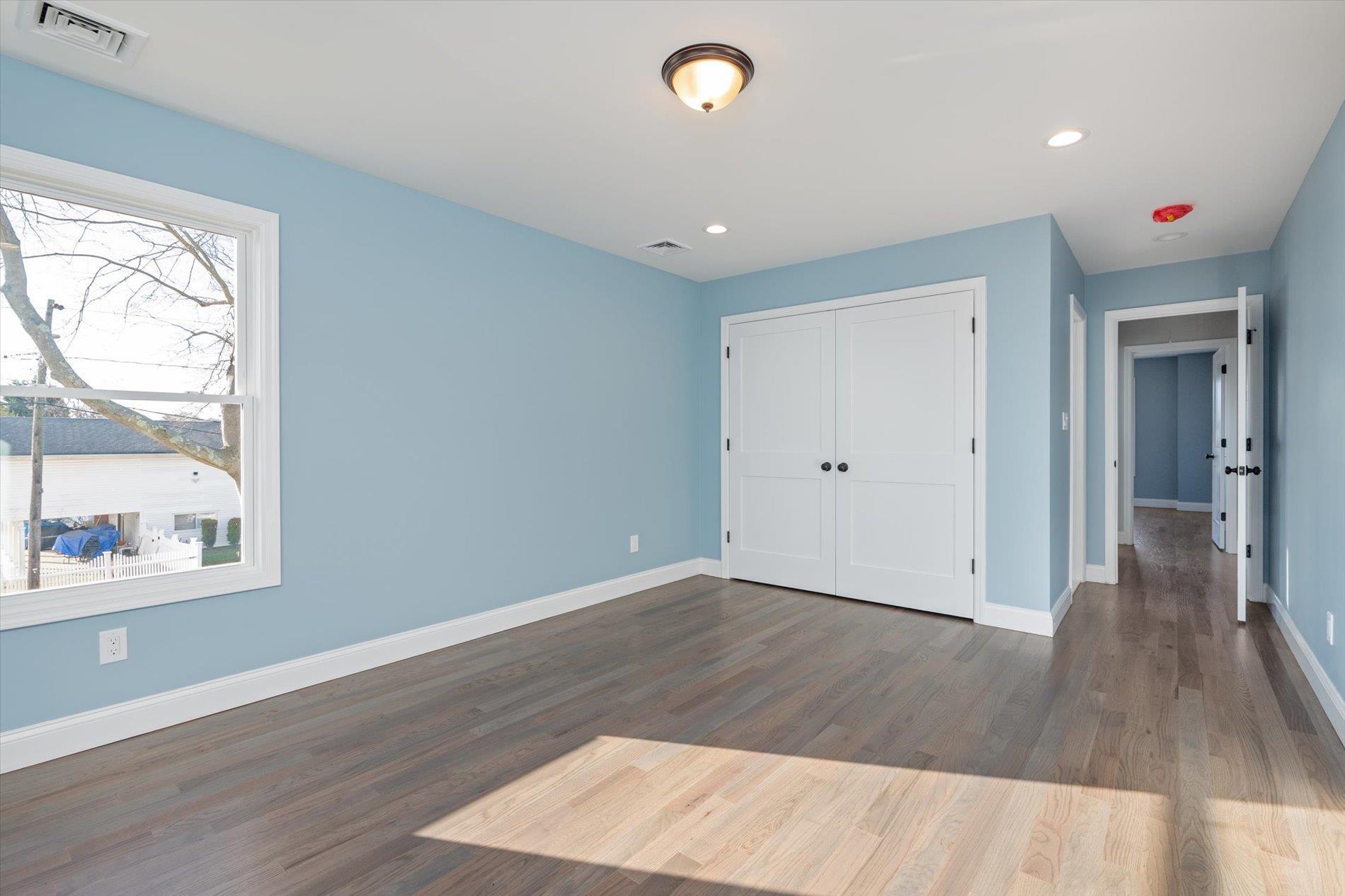 Single Family 36th  Suffolk County, NY 11798, MLS-838078-18