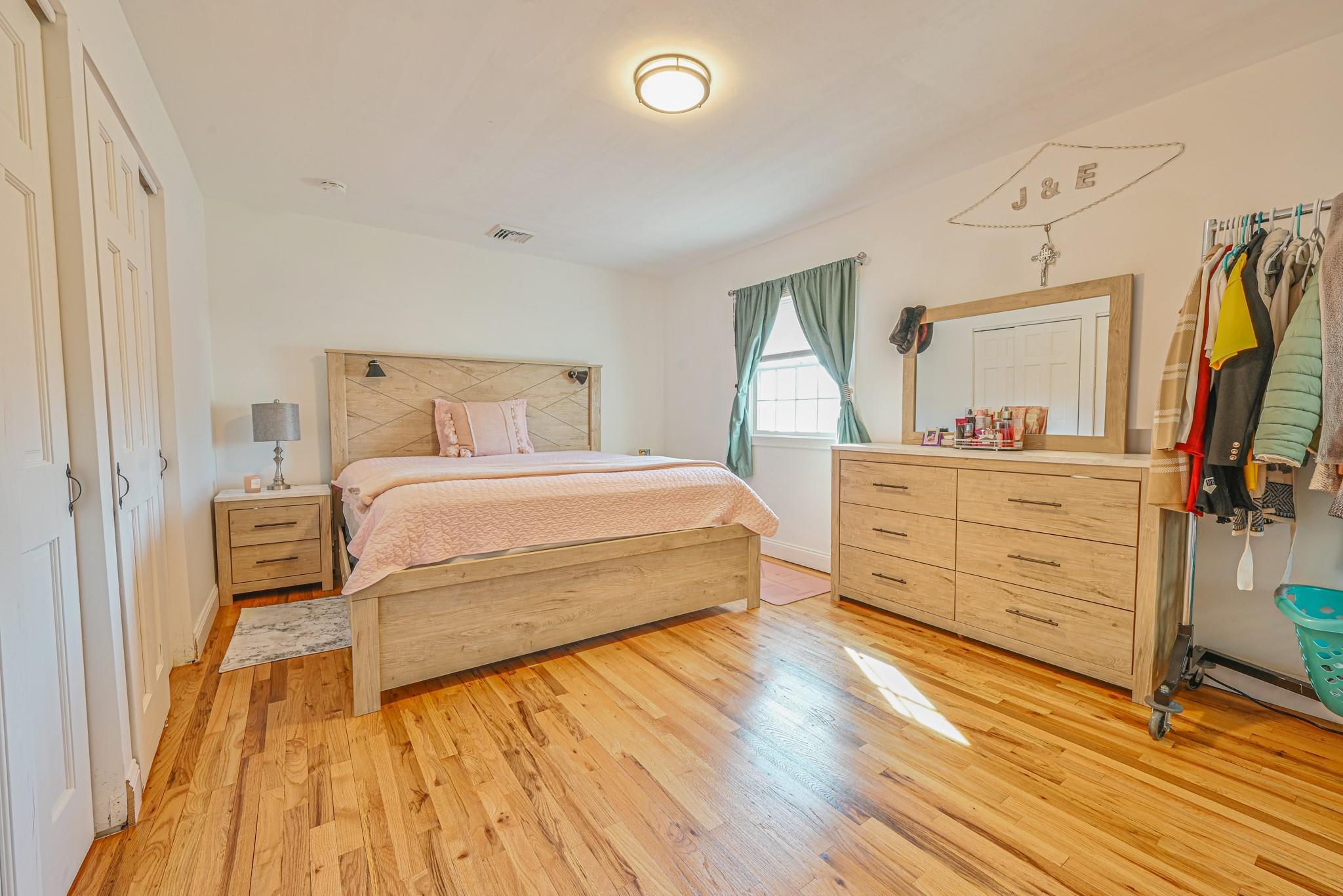 Single Family Penn  Suffolk County, NY 11776, MLS-838092-13