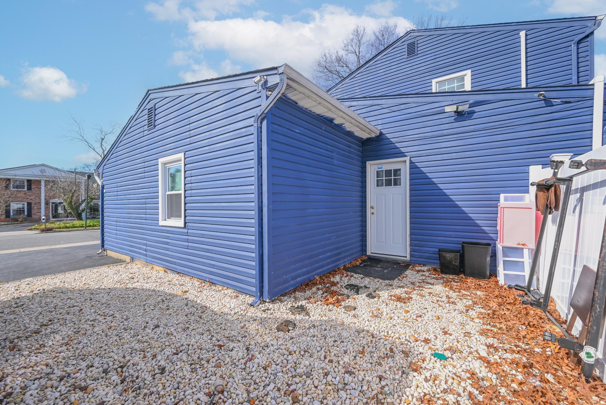 Single Family Penn  Suffolk County, NY 11776, MLS-838092-25