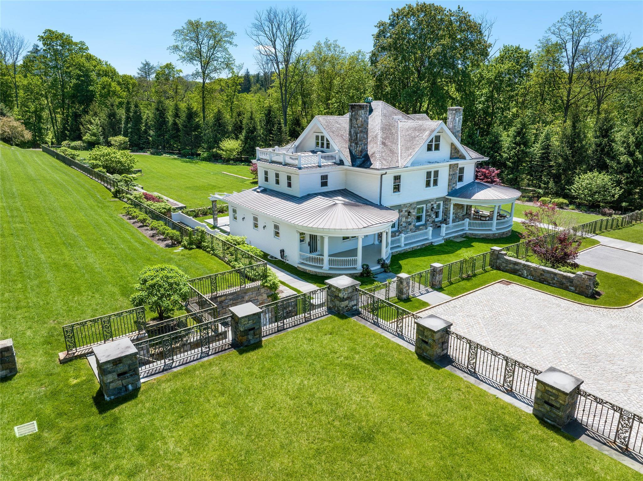 Single Family Sarles  Westchester County, NY 10549, MLS-838104-3