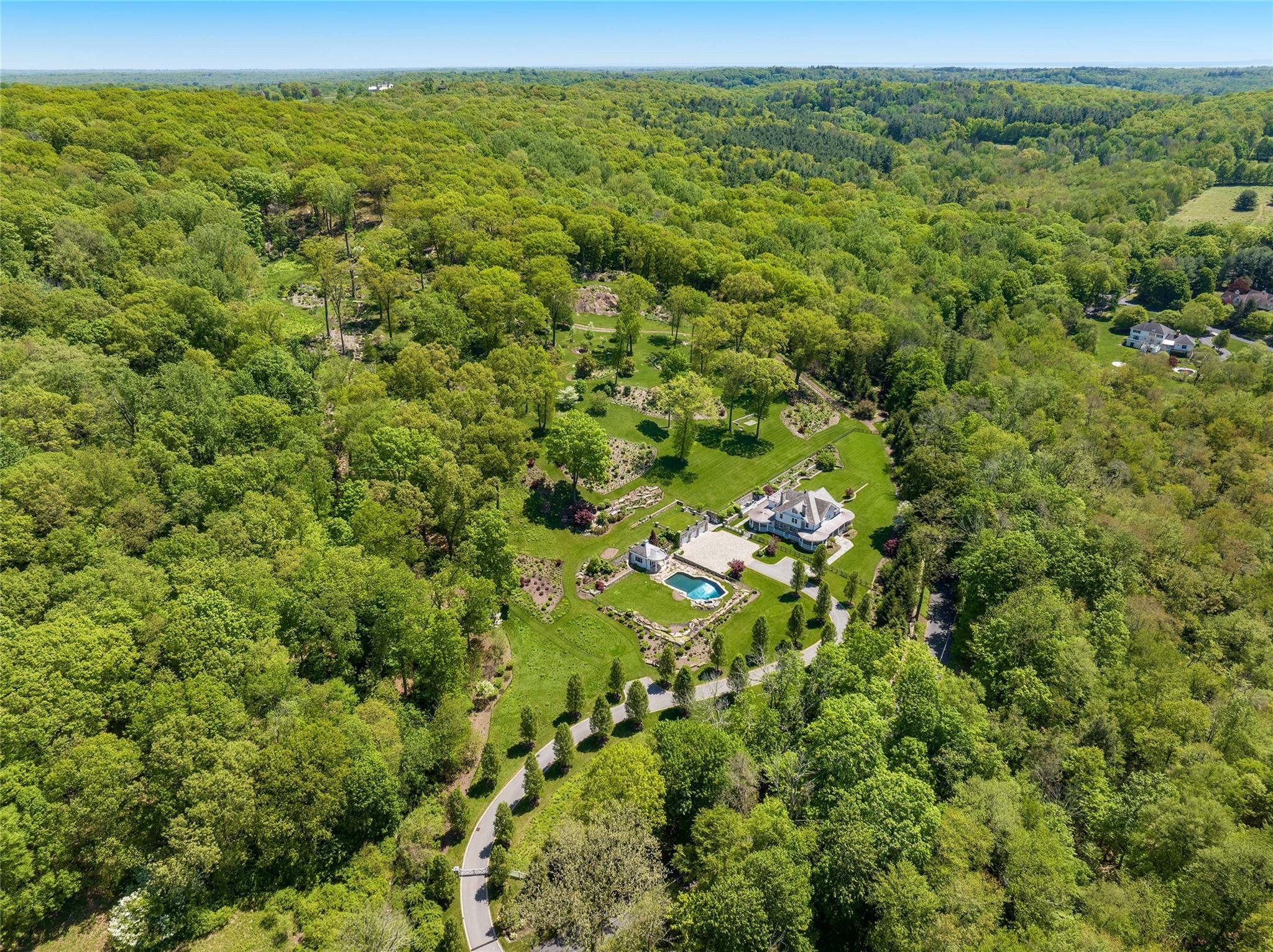 Single Family Sarles  Westchester County, NY 10549, MLS-838104-38