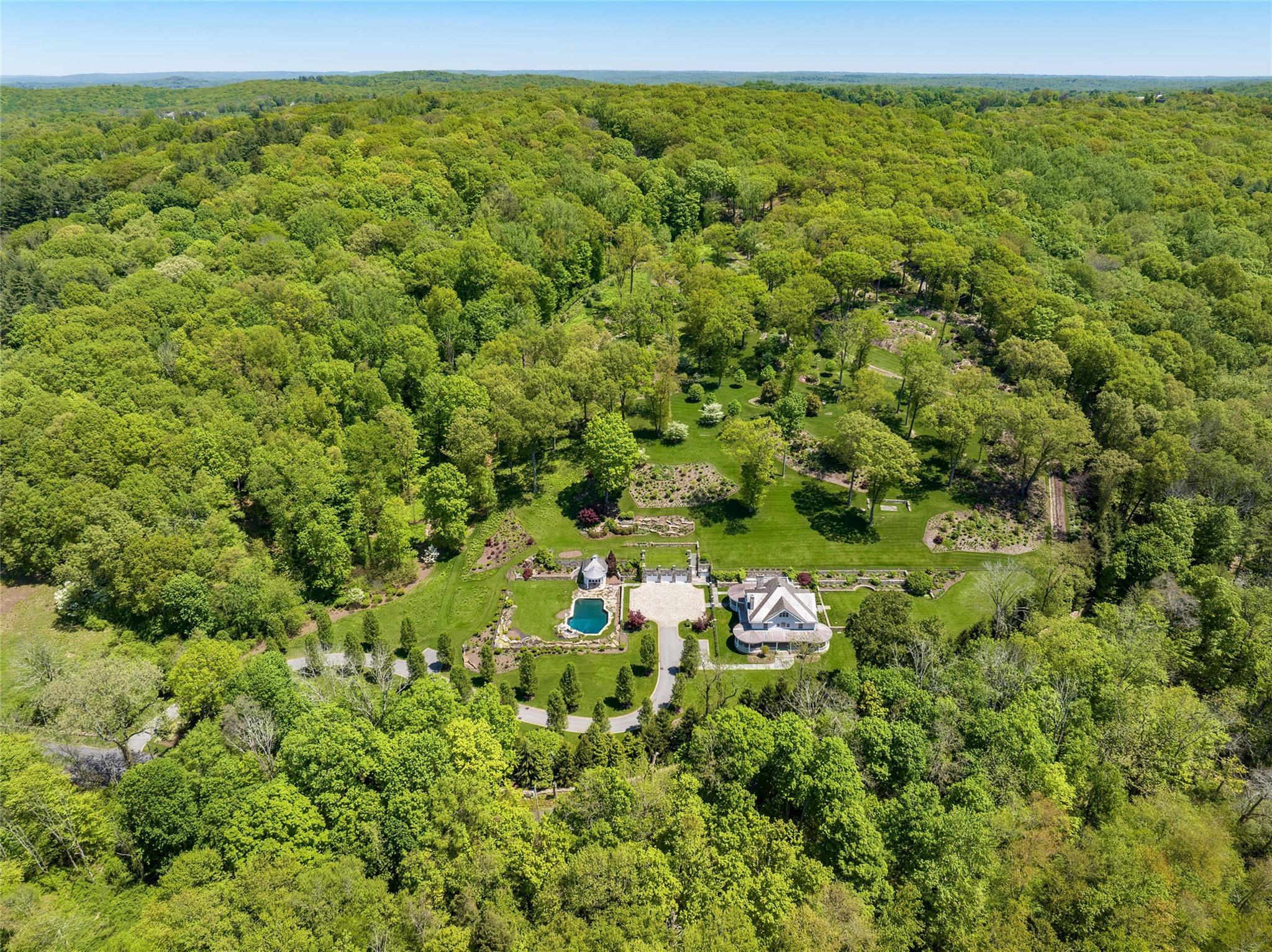 Single Family Sarles  Westchester County, NY 10549, MLS-838104-39