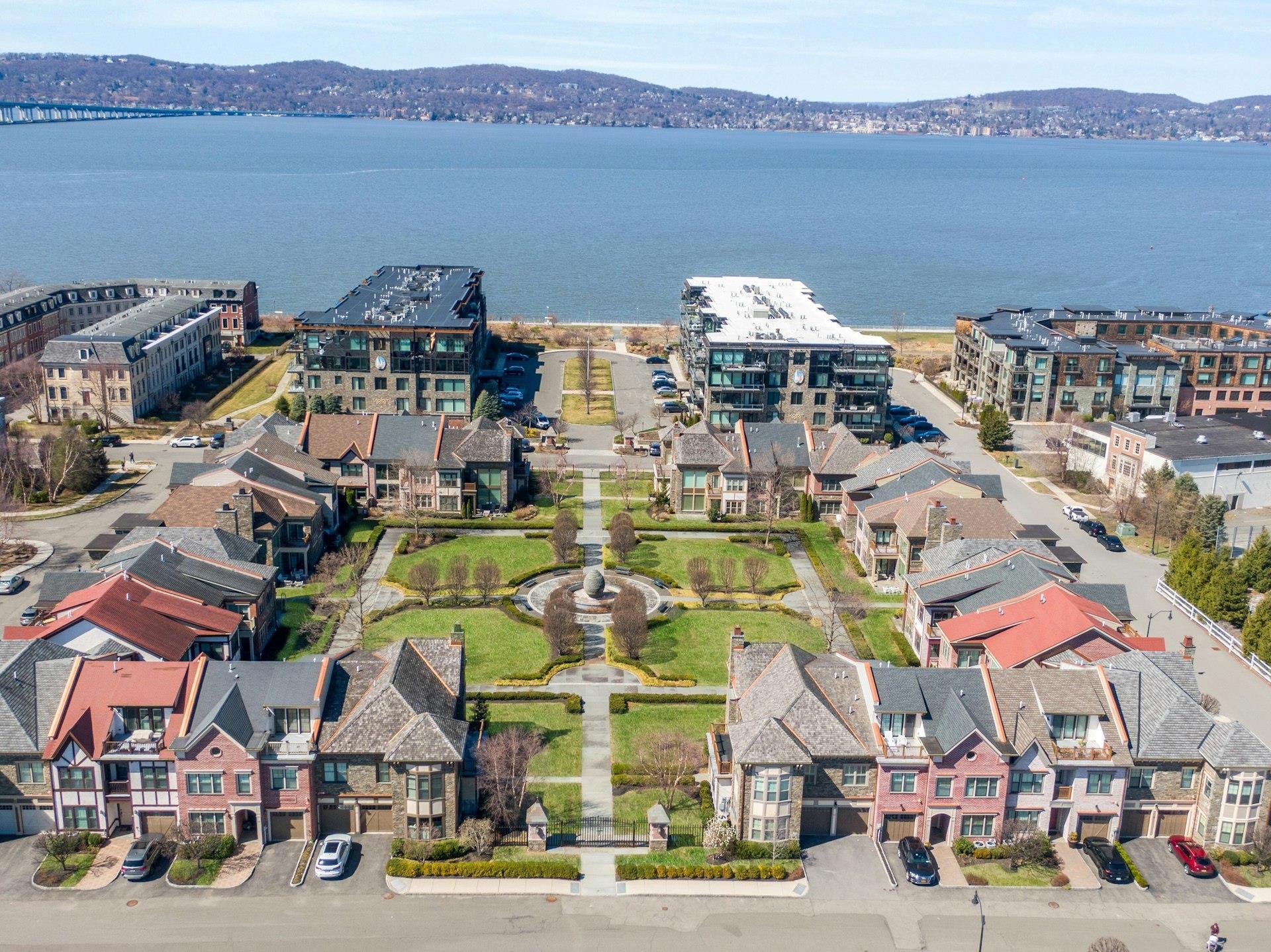 Condo Hudson View  Westchester County, NY 10591, MLS-838125-31