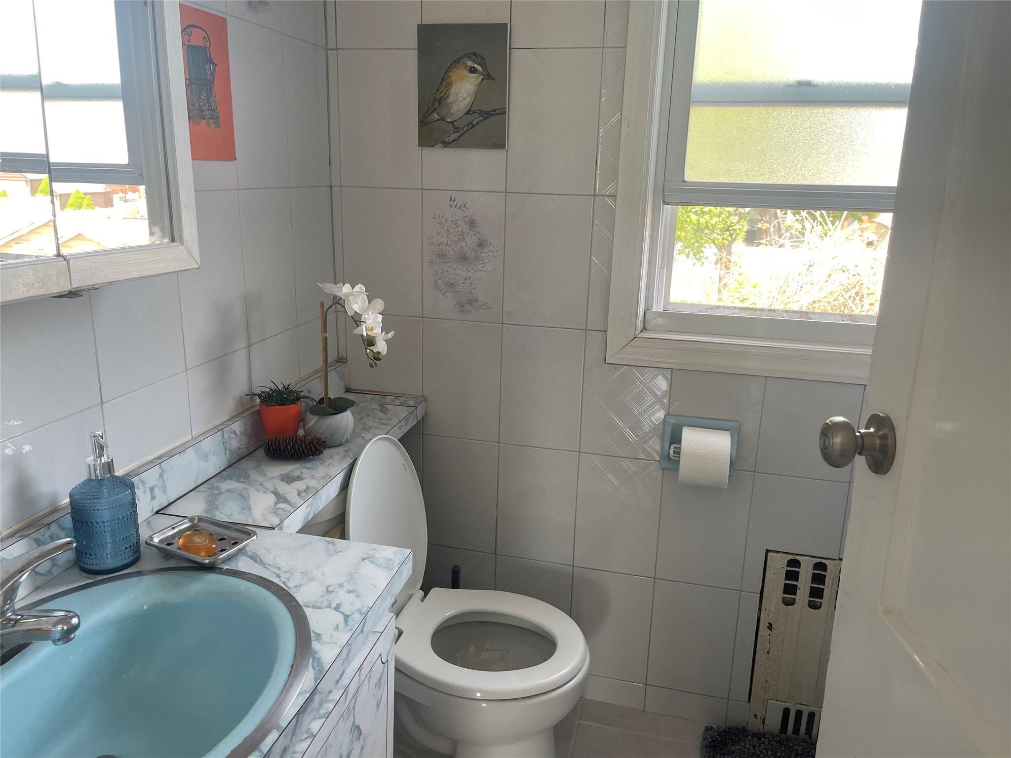 Single Family 88  Queens, NY 11426, MLS-838134-10