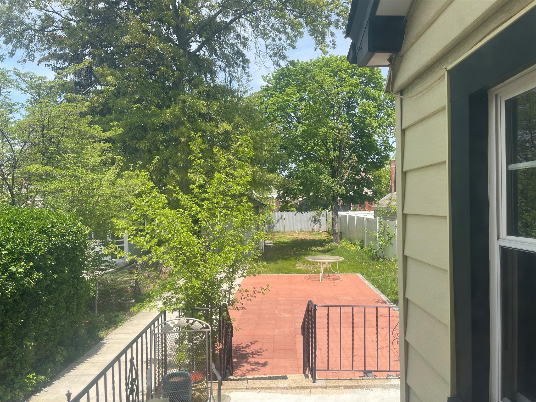 Single Family 88  Queens, NY 11426, MLS-838134-11