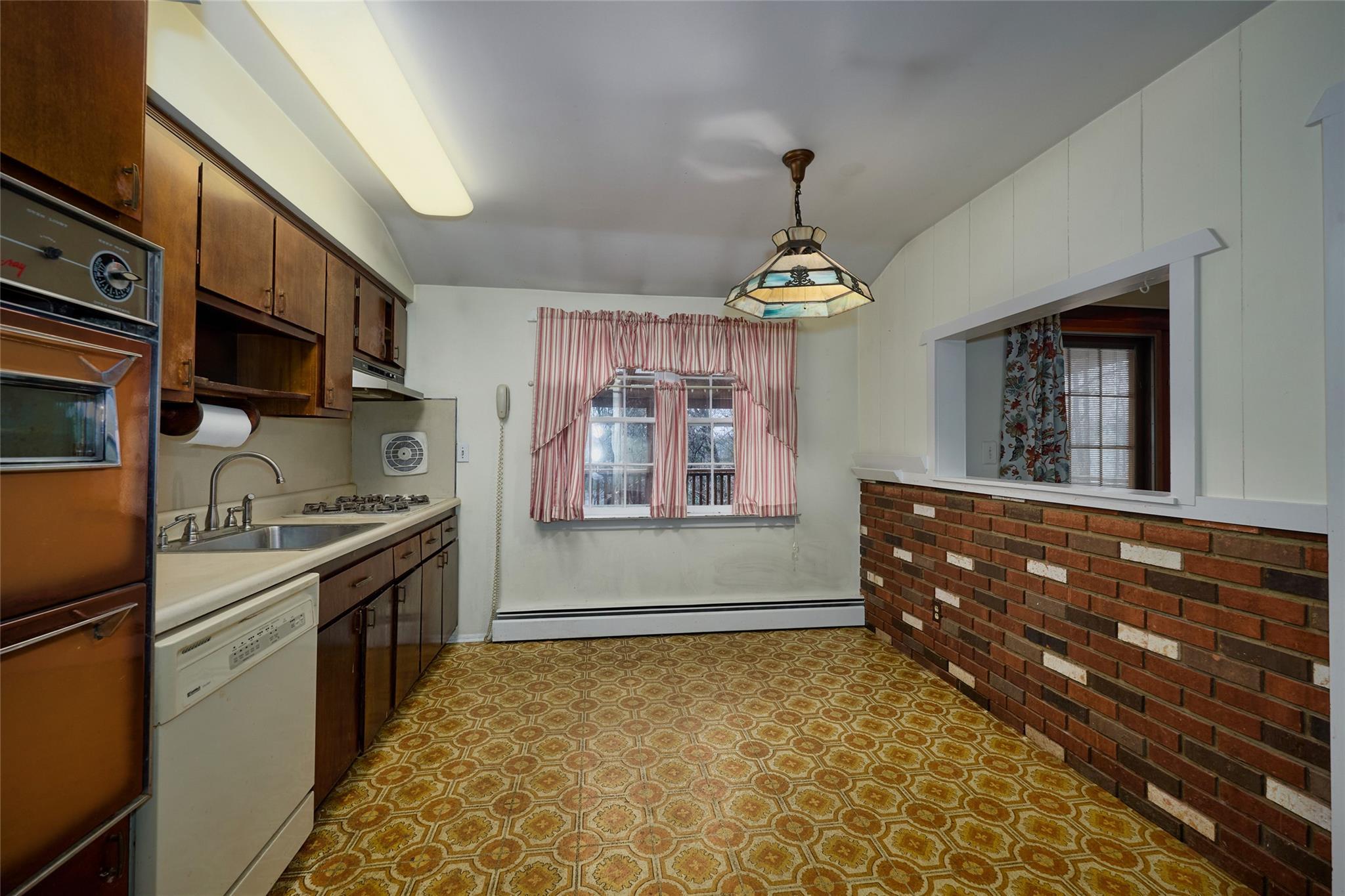Single Family Violet  Rockland County, NY 10901, MLS-838156-14